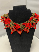 Load image into Gallery viewer, Beaded collar necklace
