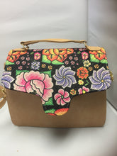 Load image into Gallery viewer, Beautiful Purse with unique  flower  design on top
